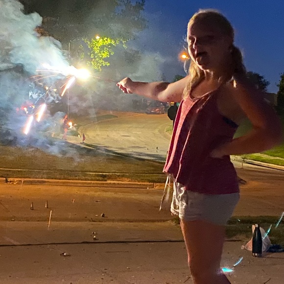 Meet your Posher, Cora - Picture 1 of 1